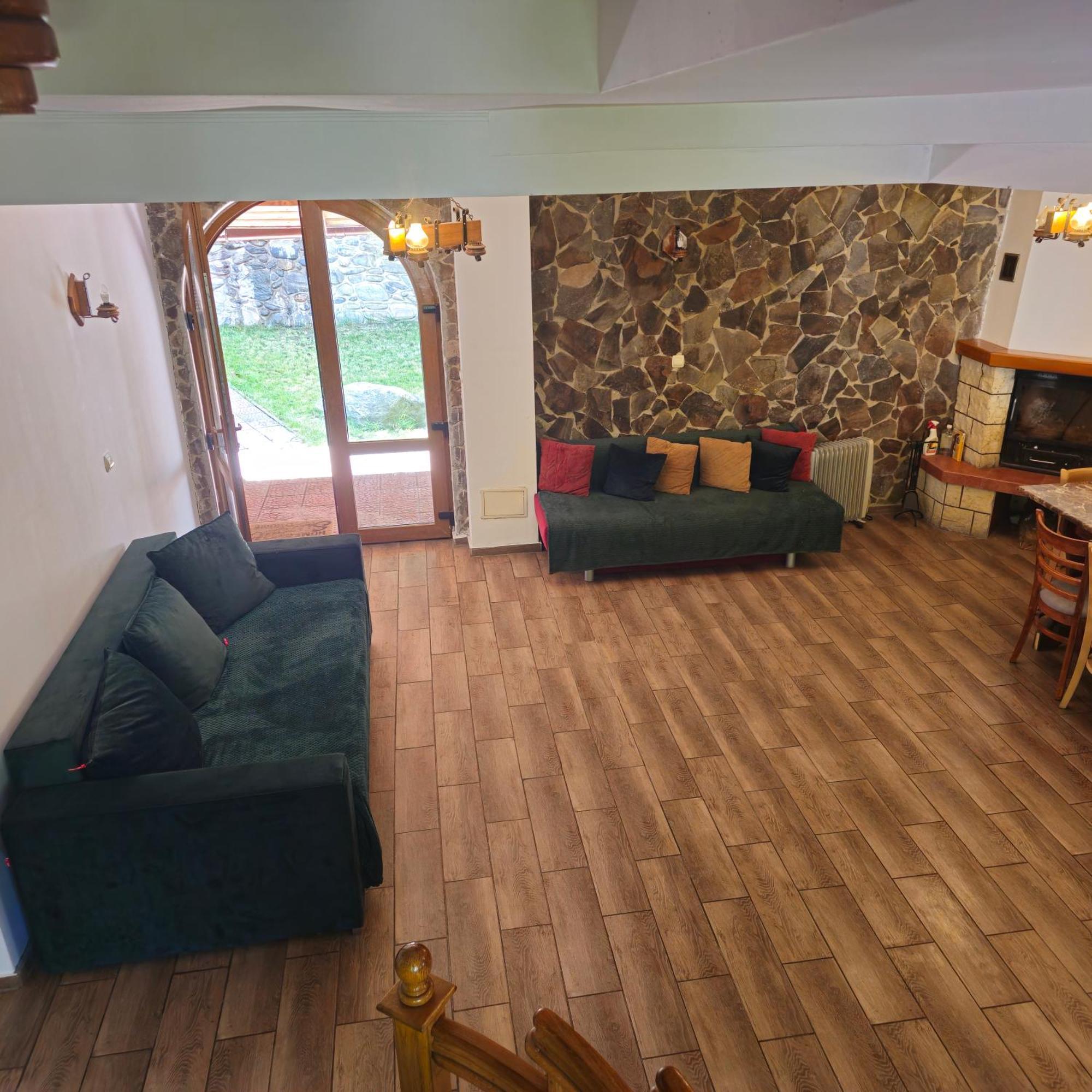 Vila Luca'S Cartisoara Luaran gambar